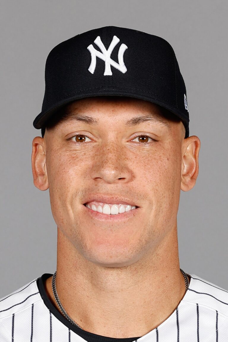 Aaron Judge New York Yankees action photo